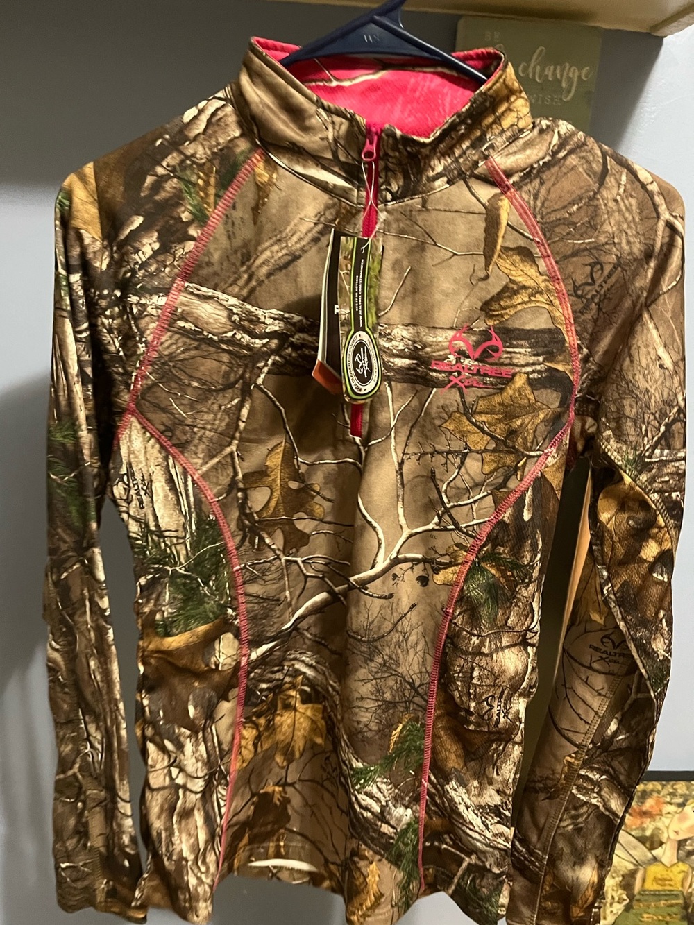 Realtree Brown Camo Rashguard with Pink Trim